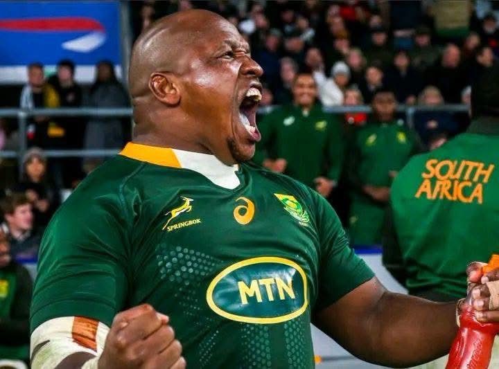 Bongi Mbonambi in the Springbok jersey