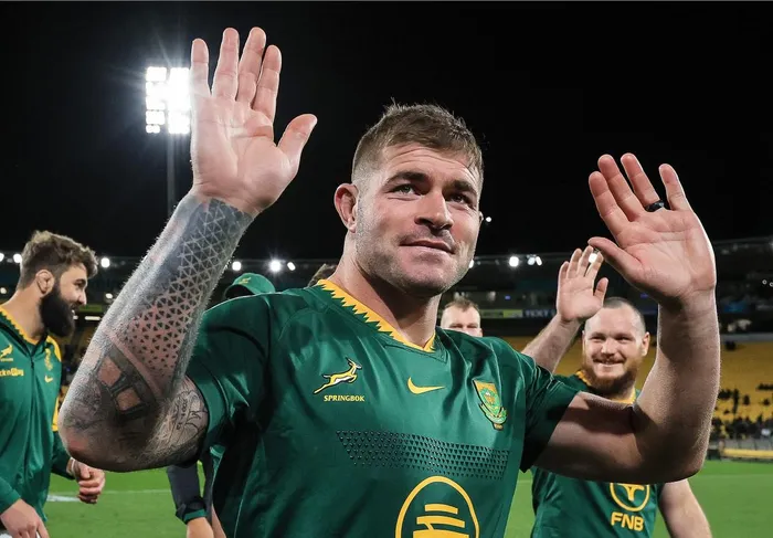 Malcolm Marx waving